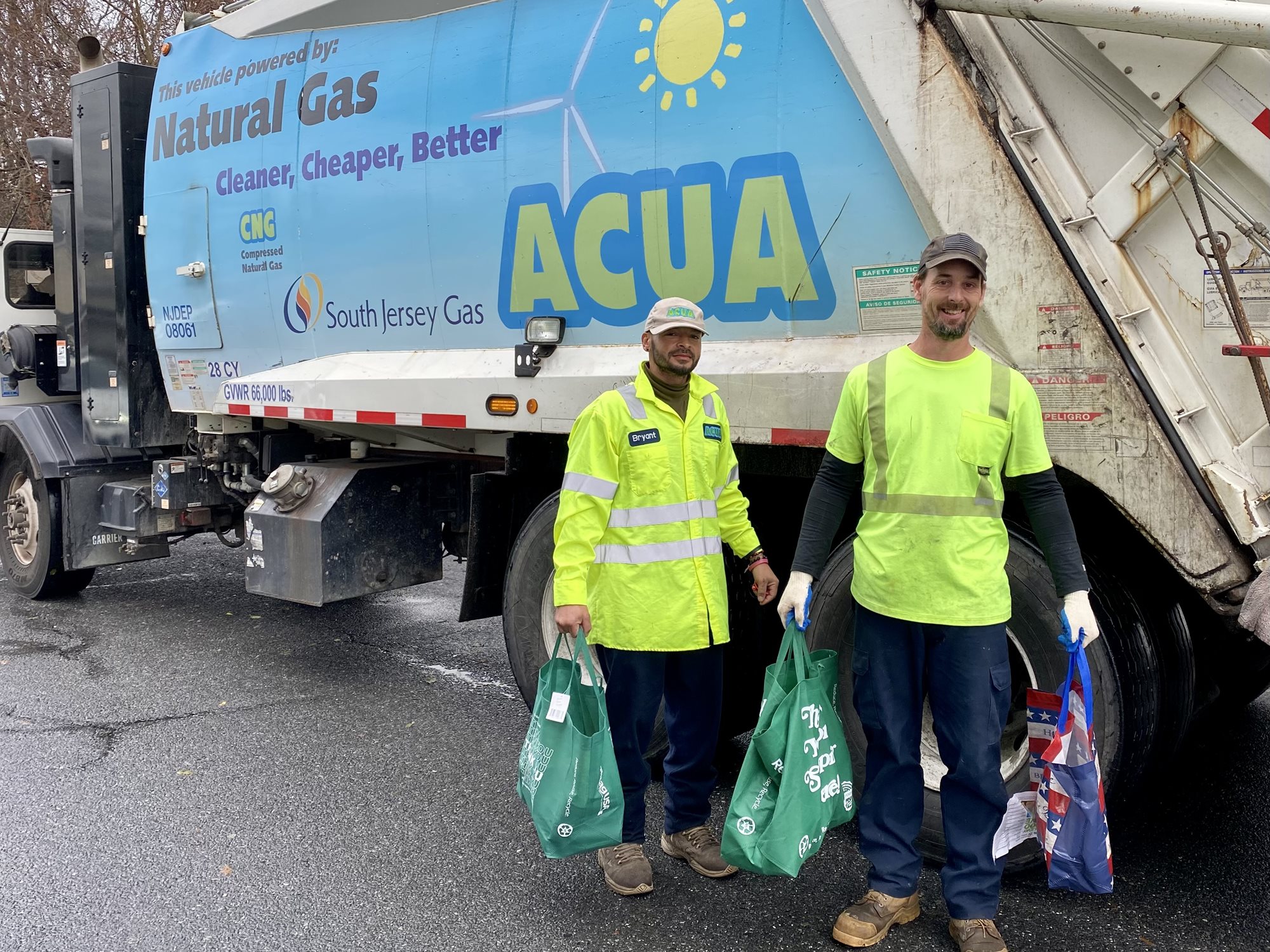 ACUA Recycling Team Collects 17,913 lbs. of Food Donations During Annual Food Drive for Community FoodBank of New Jersey